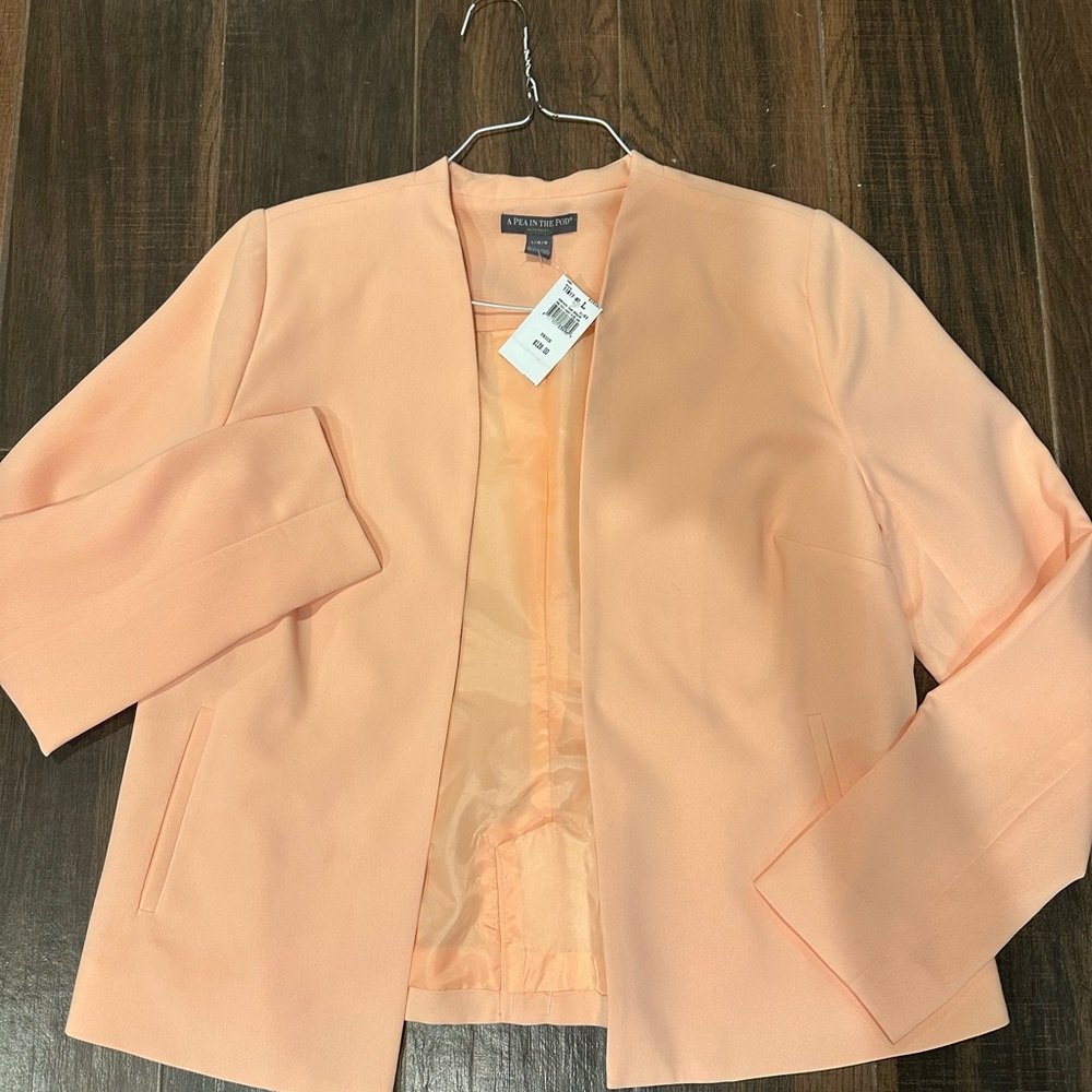 Beautiful Peach A Pea In The Pod Maternity Blazer NWT Never Worn 👀😍 Size L